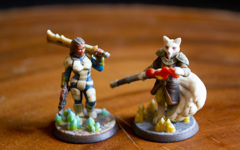 We reviewed two full-color miniatures sent to us by Hero Forge! 